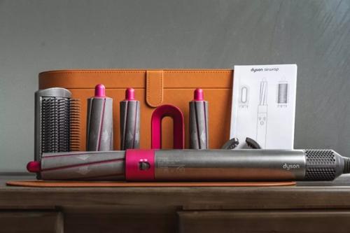 卷发棒卷出来的发型_理发师修剪基础发型重要性_卷发棒使用技巧