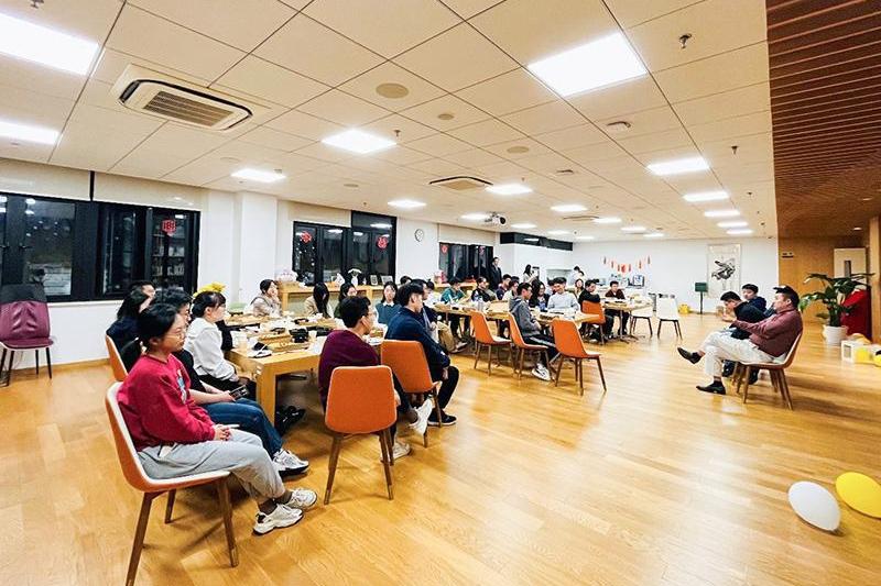 上海交通大学教授百度百科_上海交通大学副教授_上海交大教轨副教授