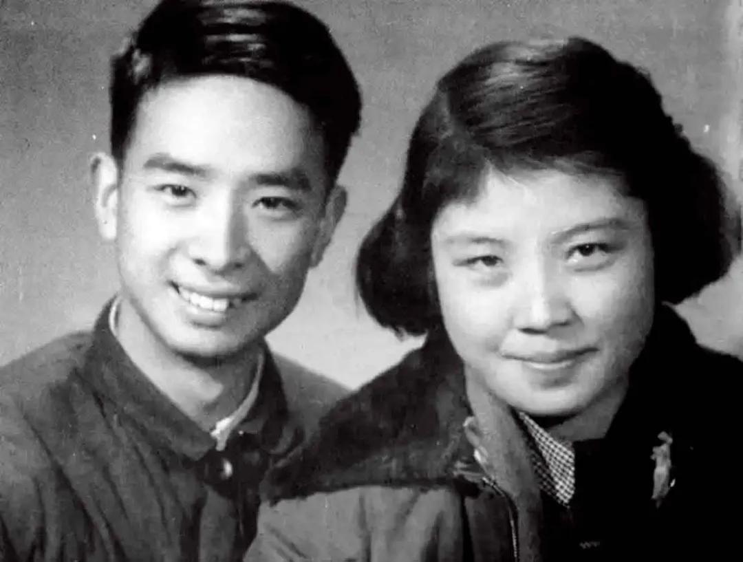 北京大学乐黛云教授 讣告 中国新时期比较文学学科 主要奠基人_比较文学与中国现代文学 乐黛云