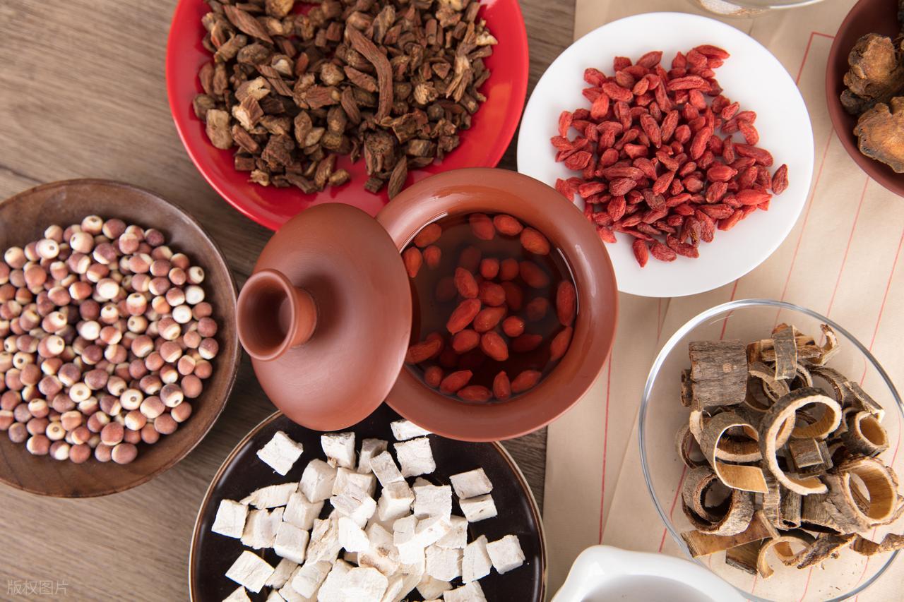 出虚汗是阴虚还是阳虚_阴虚阳虚体质辨别_阴虚阳虚症状区别