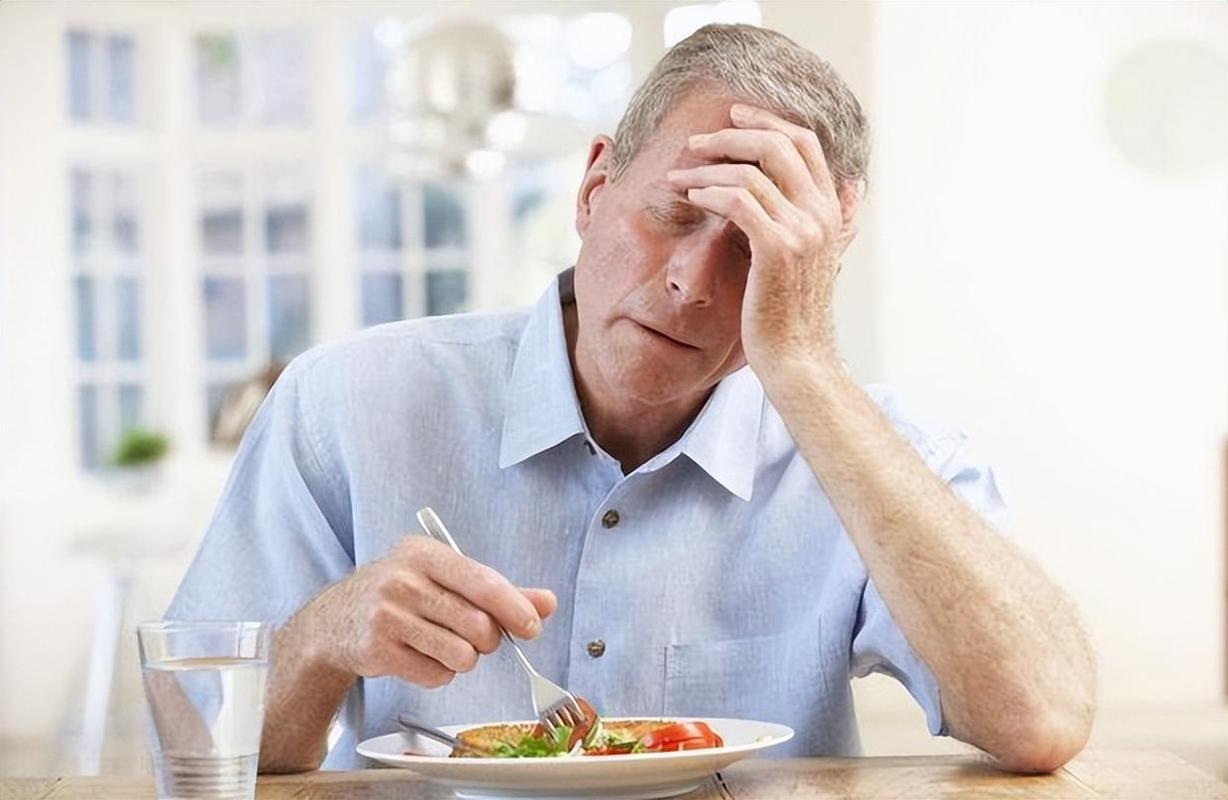 异常出汗症状_身上出虚汗怎么回事_夜汗自汗盗汗区别