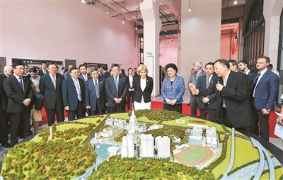 深圳北理莫斯科大学开学典礼_深圳北理莫斯科大学_刘延东胡春华参观深圳北理莫斯科大学