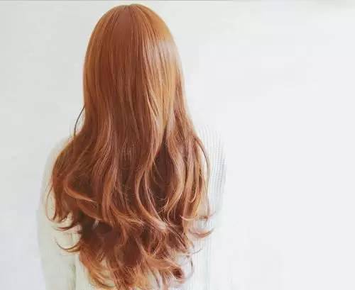 自然微卷电棒卷_电棒卷发技巧教程_长发卷发棒教程