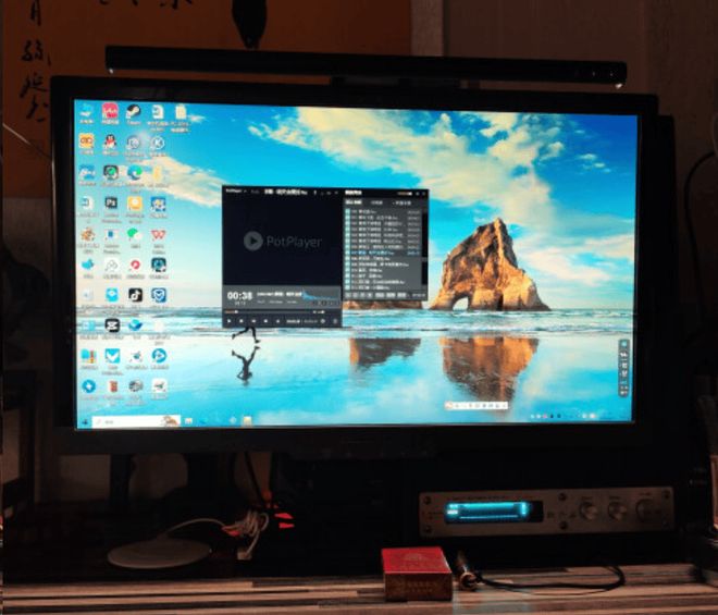 电脑挂壁灯作用_电脑灯_护眼电脑挂壁灯推荐