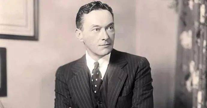 舆论_传播学 拟态环境_李普曼