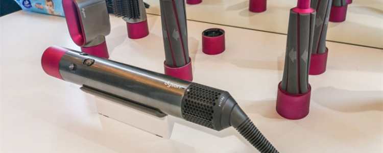 电卷梳和卷发棒哪个好_卷发梳使用方法_卷发梳怎么用教程