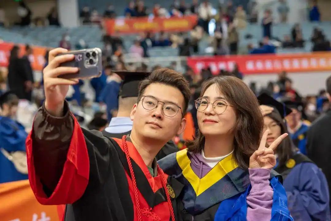 高难度考研专业推荐_考研专业难度排行_新闻传播学研究生就业前景