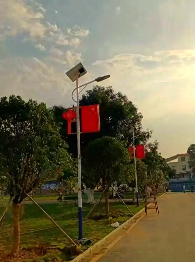 大路灯如何安装_太阳能路灯安装步骤_太阳能路灯基础施工方法