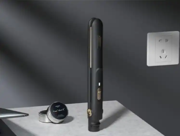 卷发棒伤头发还是烫发伤害_卷发器好处_劣质卷发器危害