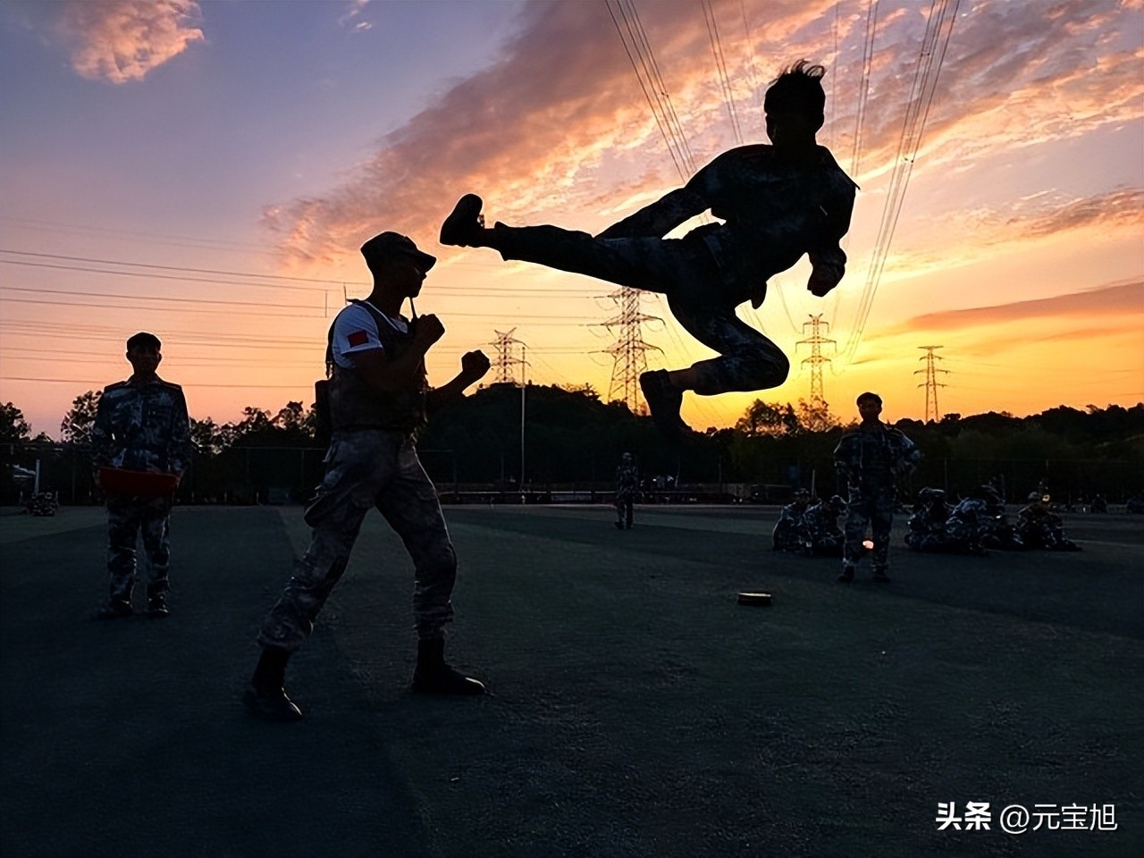 加群诱导投资亏损_创业失败7赔了40万怎么办_炒股票被骗200万