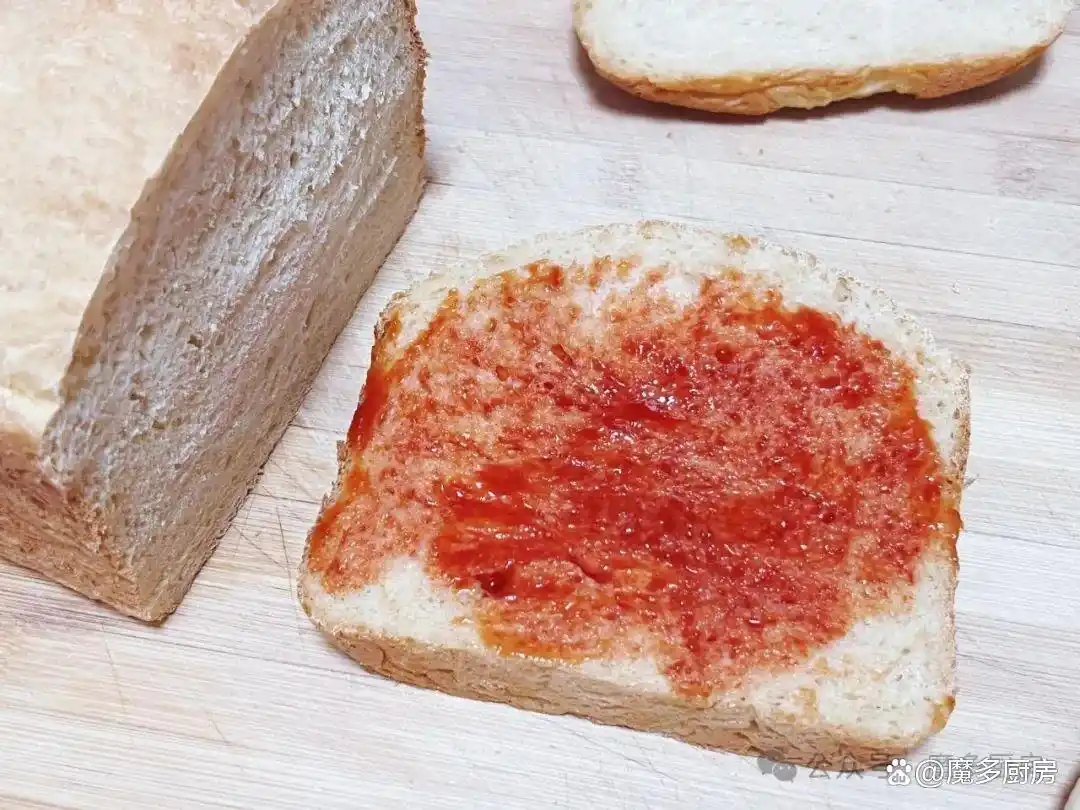 面包机一键式面包做法_早餐机烤哪种面包_香蕉吐司披萨制作教程