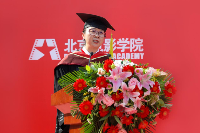 北京电影学院学位授予仪式_北京电影学院2021届毕业典礼_北京电影学院毕业