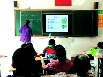 家长担忧电子白板使用_电子白板笔_电子白板视力影响