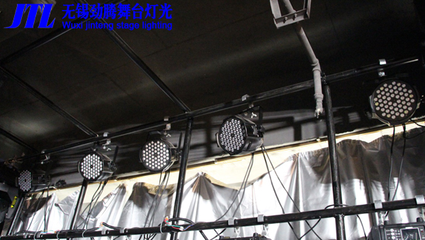 舞台帕灯分类_舞台灯控台使用_舞台帕灯安装位置