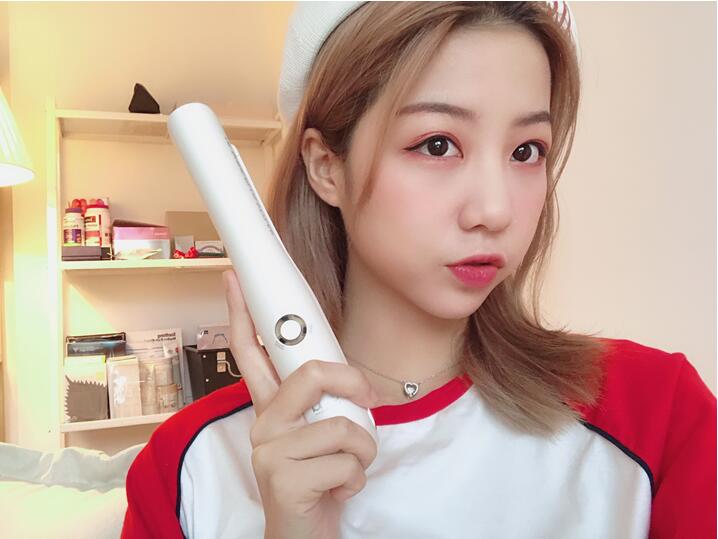 lena卷发棒怎么样_lenawirelessportablestyler趋势发布_lena卷发棒天猫超级品类日