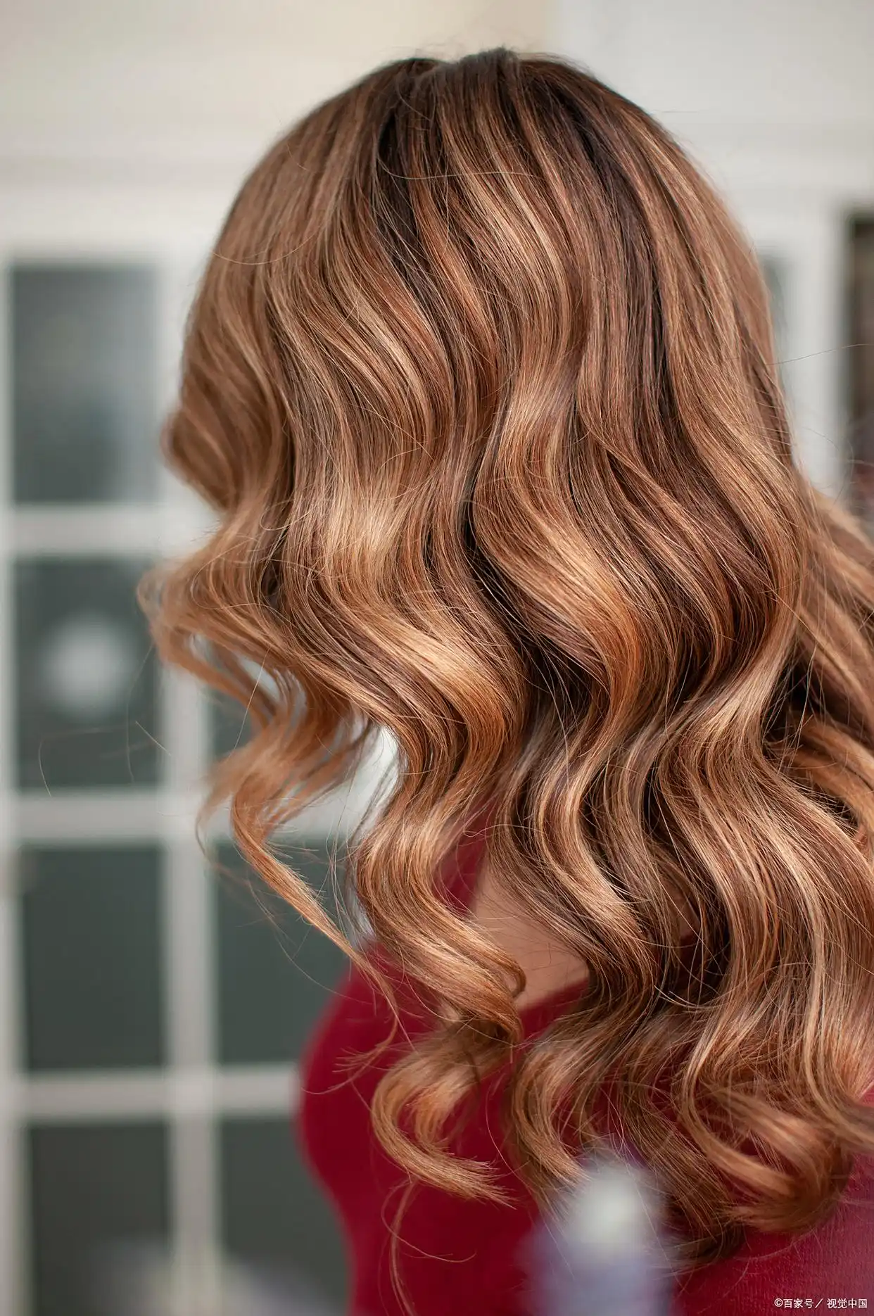 用卷发棒怎么卷_新手羊毛卷教程_在家卷羊毛卷