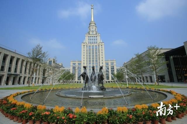 深圳北理莫斯科大学 俄罗斯联邦政府前副总理 深圳经济特区发展_深圳北理莫斯科大学