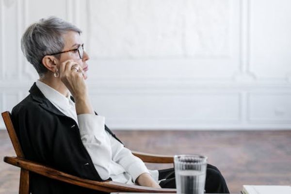 新闻传播学对女生要求_对传媒专业感兴趣_实打实的文字功底和语言组织能力