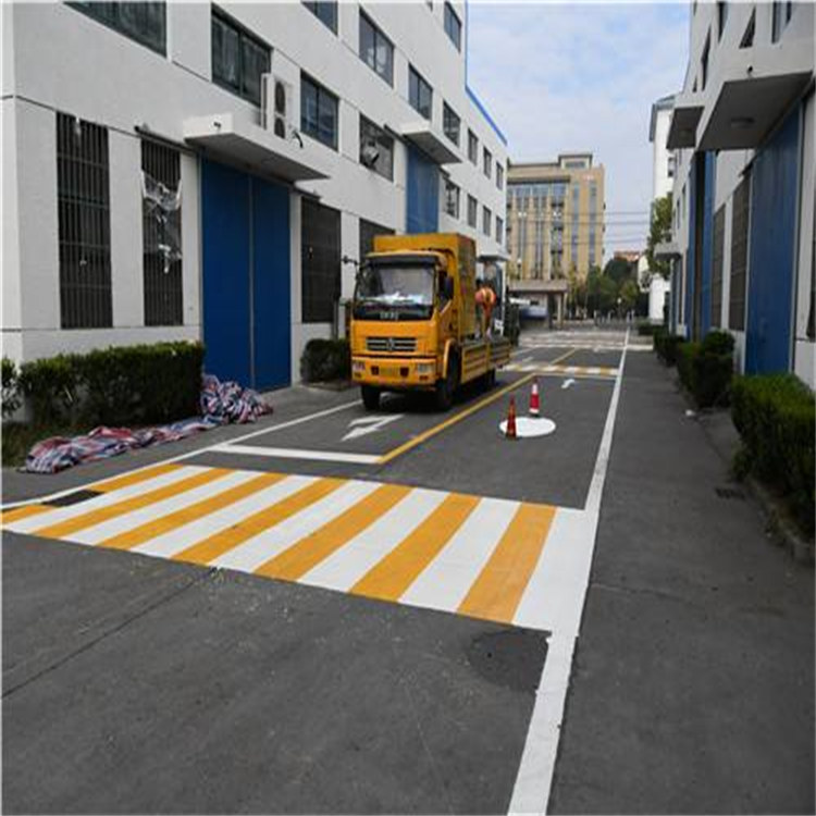 防撞桶批发_铸钢减速带_移动铁马