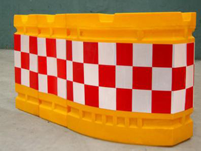 防撞桶生产_交通设施防撞桶报废处理_防撞桶回收利用