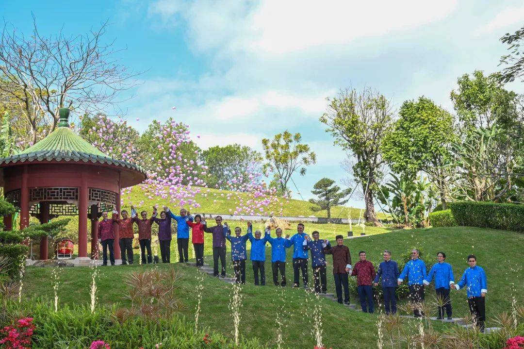 港中大深圳传媒春茗活动_港中大深圳校长致辞_港中大深圳