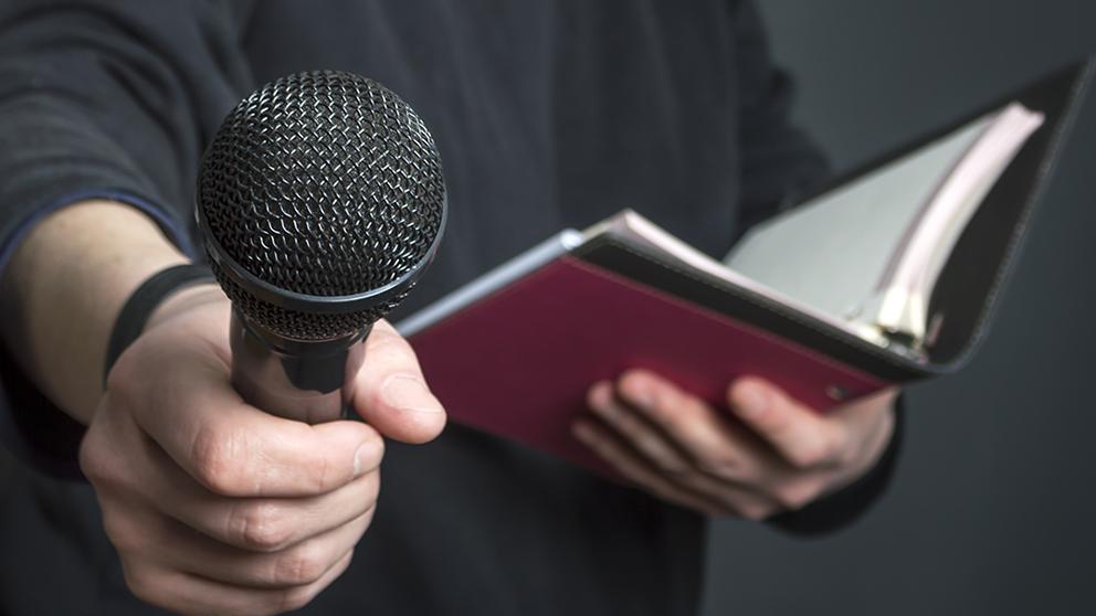 新闻学专业是“天坑专业”吗_新闻无学争议_新闻传播学是什么