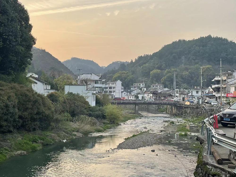 新闻传播学是什么_新闻学专业是“天坑专业”吗_新闻无学争议