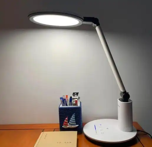 大路灯价格分析_大路灯使用_大路灯护眼效果