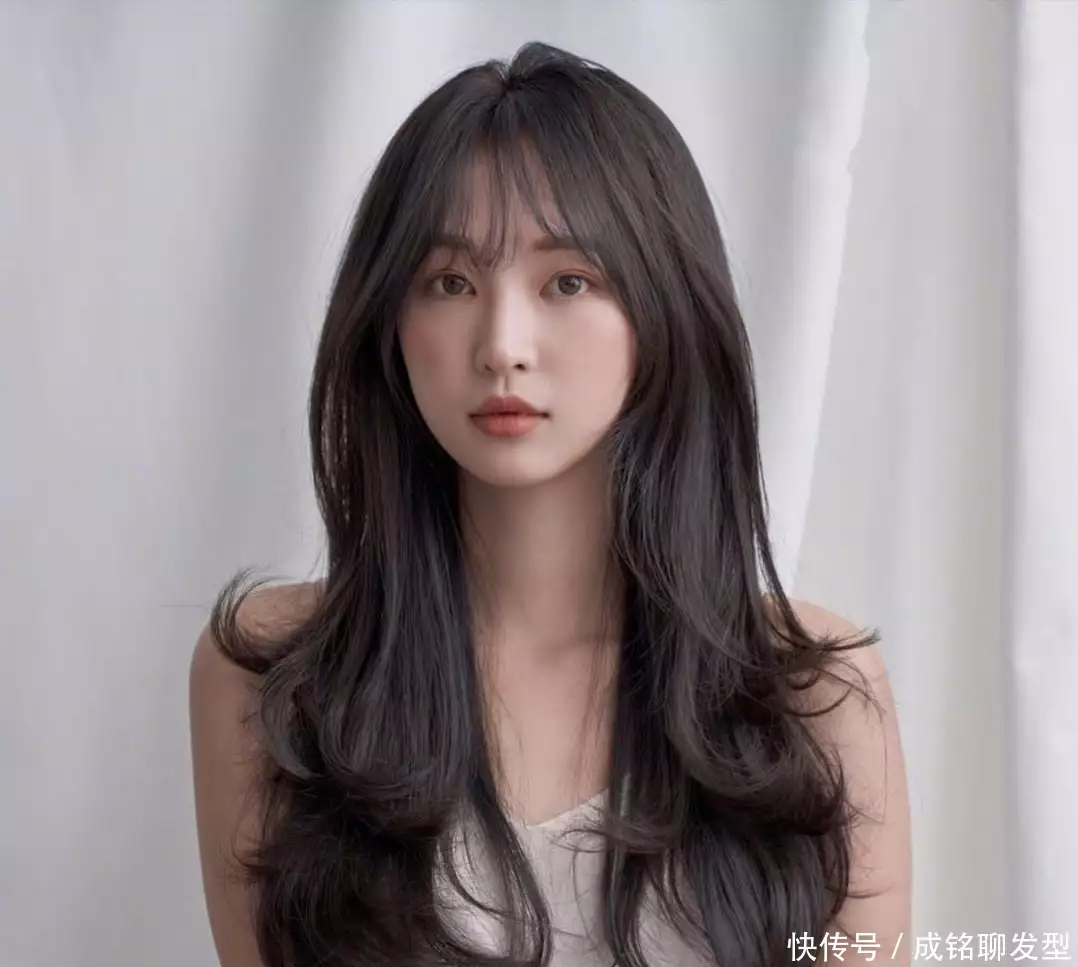 韩式卷发棒教程_S型卷发造型_韩式长卷发