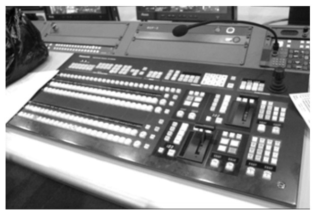 讯道_多讯道节目制作设备讲解 切换系统基本功能 切换台配置细节