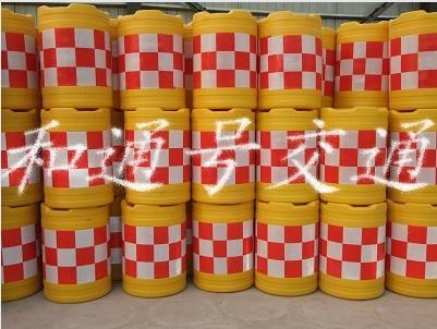 生产防撞桶吹塑工艺 高度800mm直径600mm 进口高强度环保塑料_防撞桶批发