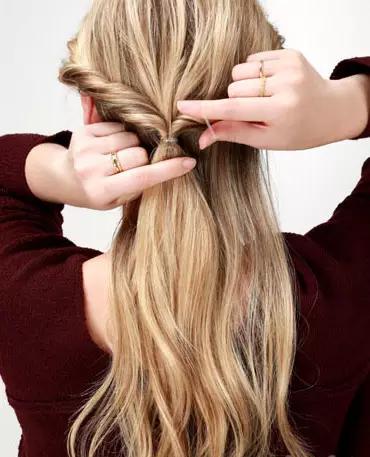 短发用卷发棒卷内扣_短卷发教程_斜刘海短卷发造型