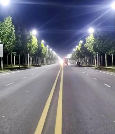 高光效低能耗LED路灯_路灯安装工程_大路灯如何安装