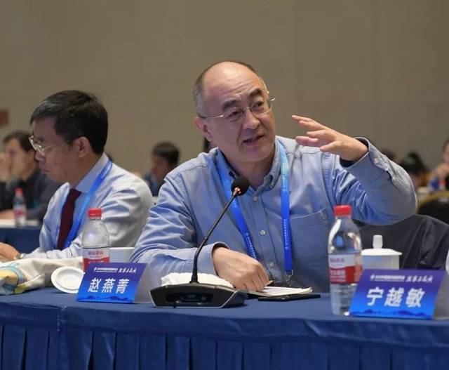 生孩子与资本挂钩_厦门大学教授观点争议_厦门大学教授