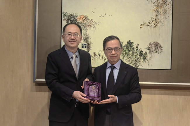 北京外国语大学香港交流合作_北外与香港高校合作洽谈_北京外国语大学校友