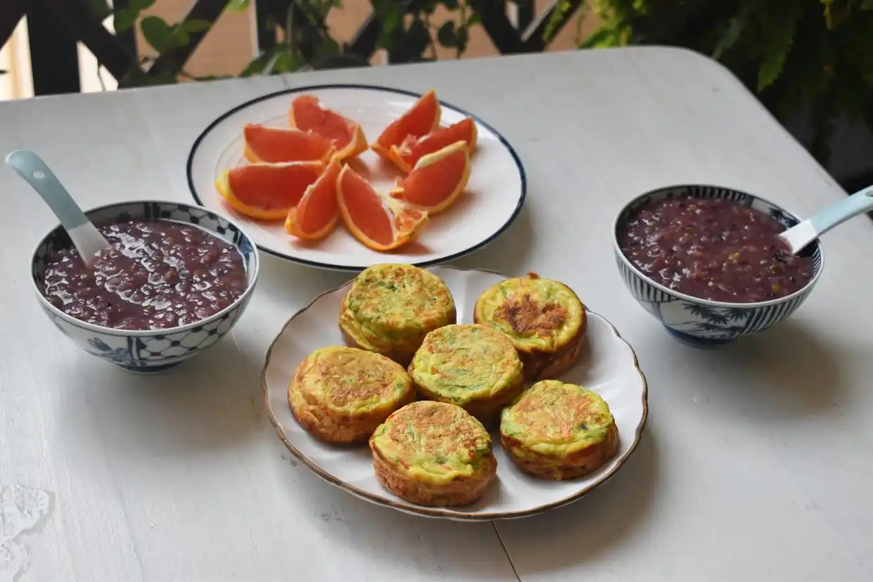 早餐机食谱图片大全_简单营养早餐食谱_早餐搭配方案