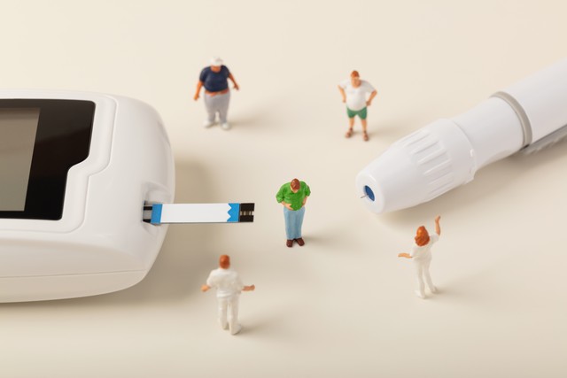 晚上睡觉出虚汗_夜间频繁起夜小便_半夜突然醒来口干舌燥