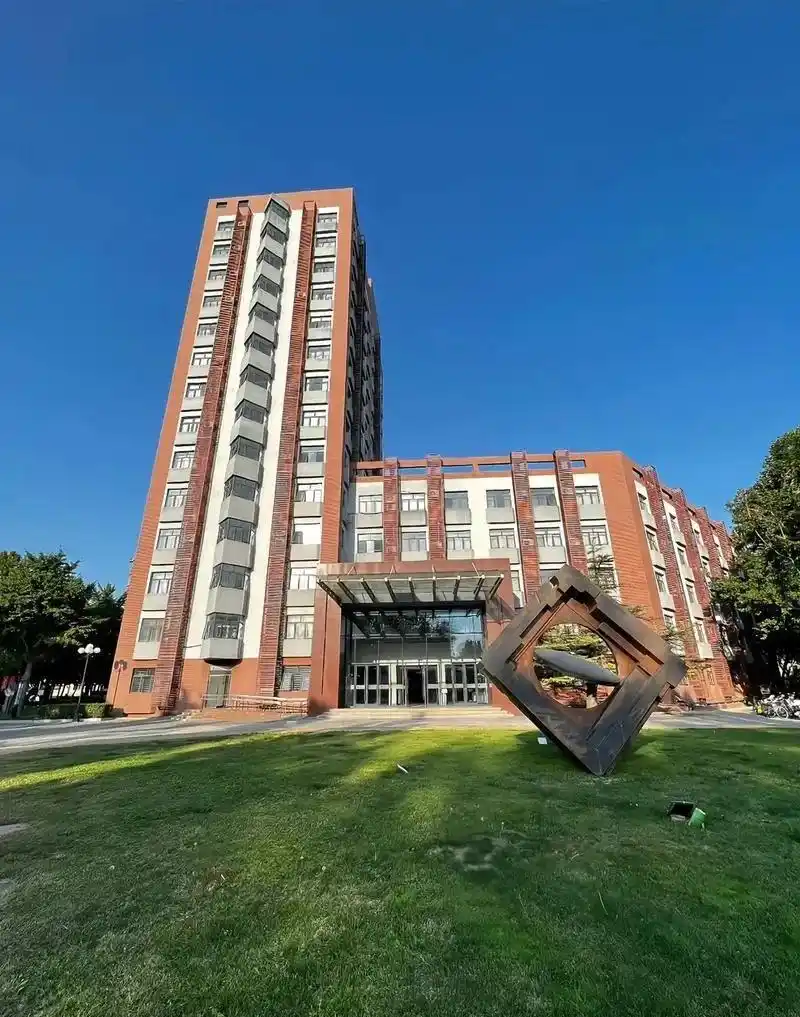 中国人民大学学生_中国政法大学法学院_中国人民大学法学院