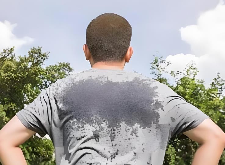 多汗原因_女人出虚汗的原因_异常出汗