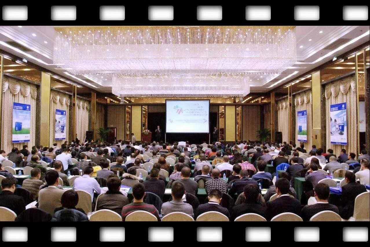 舞台布景道具租赁_舞台灯控台安装_舞台灯光音响设备