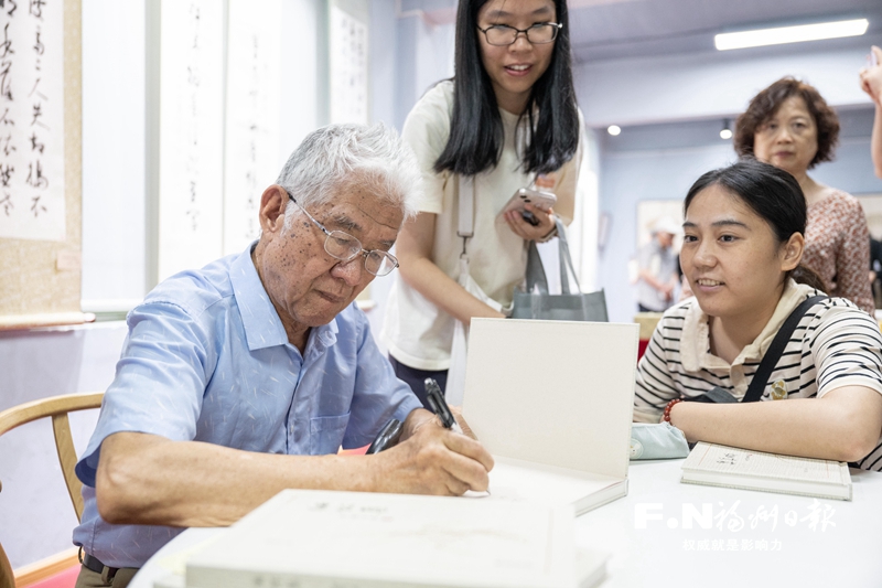 董琨 修订 现代汉语词典 辞书编纂者_现代汉语大词典 人格