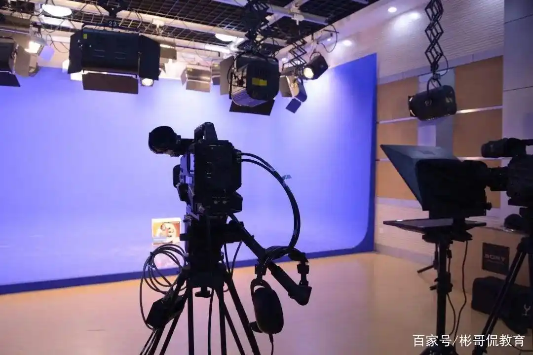 新闻学专业 文科生报考 新闻传播学_新闻传播学专业介绍