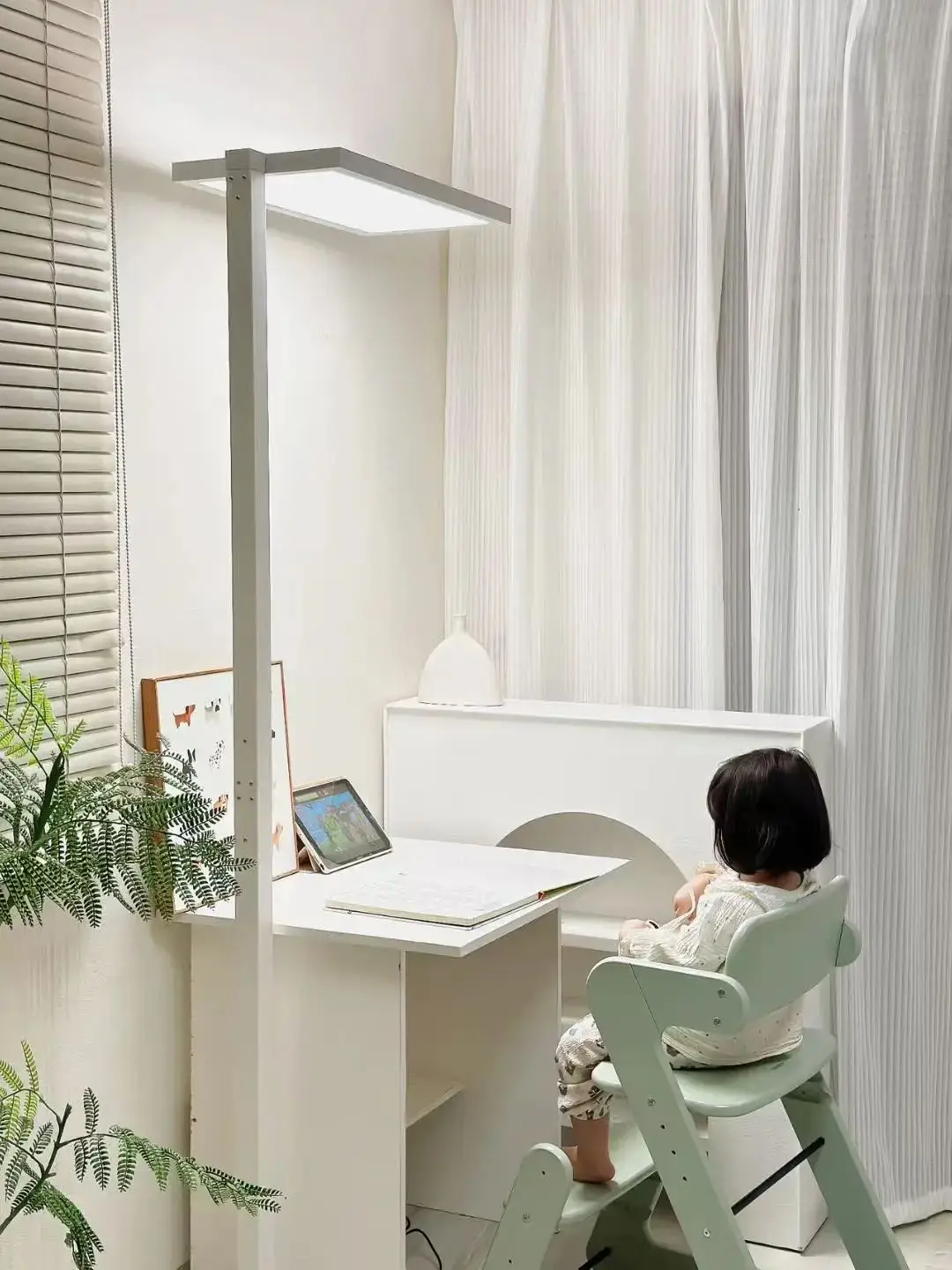 大路灯体验_大路灯 4999元 上下双光源护眼灯