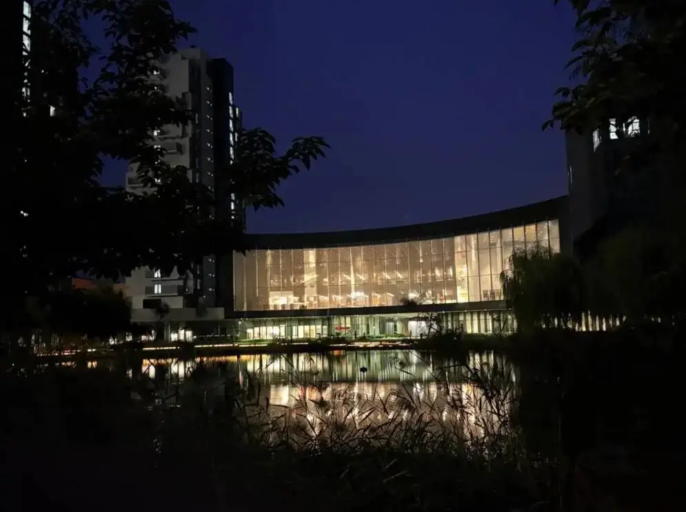 北京电影学院21班往事_北京电影学院校友_北京电影学院图书馆回忆