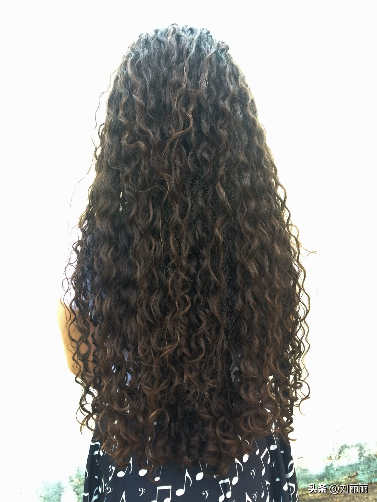 推荐好用的卷发棒_染烫结合羊毛卷_羊毛卷发型