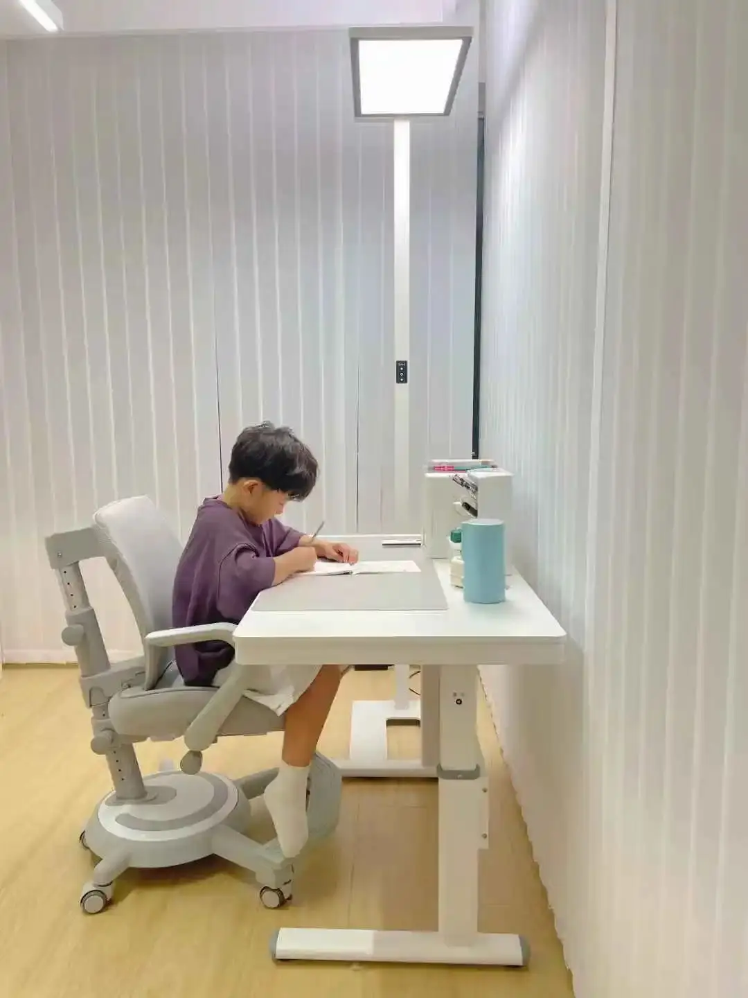 大路灯 4999元 上下双光源护眼灯_大路灯好不好用