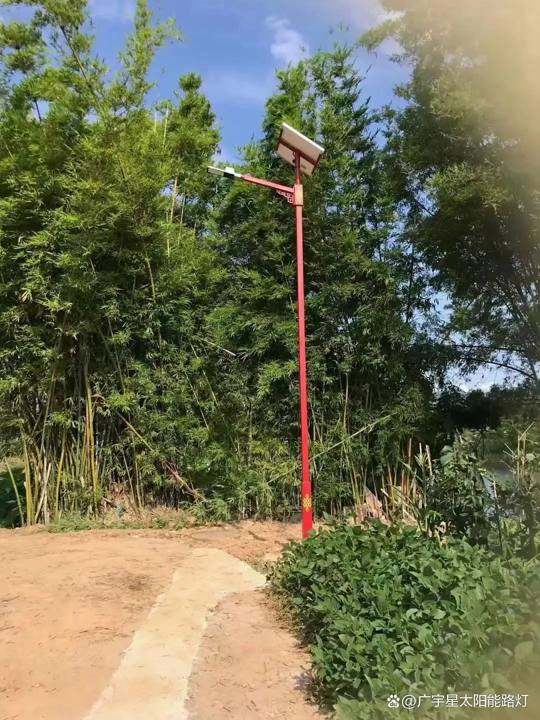 太阳能路灯安装教程_大电瓶太阳能路灯安装步骤_大路灯怎么安装