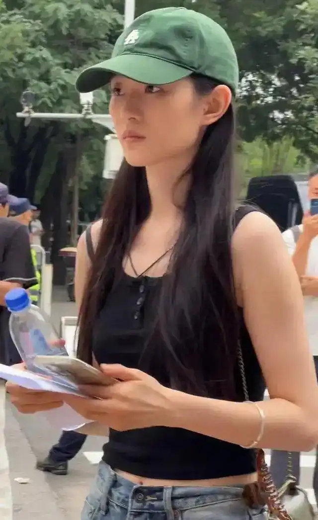 北影新生外貌同质化现象_北京电影学院新生颜值_北京电影学院学生