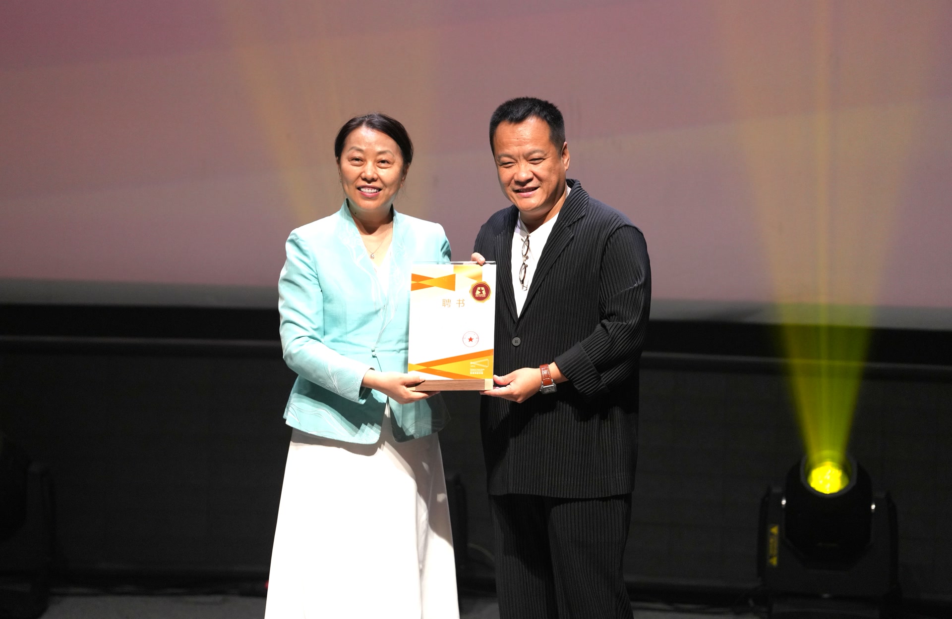 北京电影学院校友_北京电影学院影像传媒学院成立_影像传媒人才培养