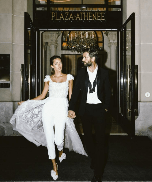 轻婚纱_简约婚纱设计_轻婚纱推荐